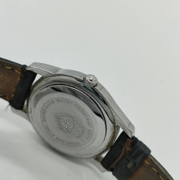 Gucci Watch 5500L 27mm Women's Black - Picture 8 of 9